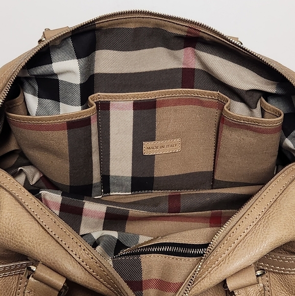 Burberry Tan Neutral Leather with interior Burberry Novacheck Pattern - Picture 12 of 14